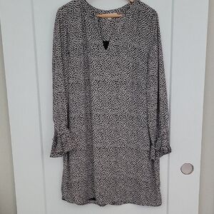 LOFT Black and White Long Sleeve Dress